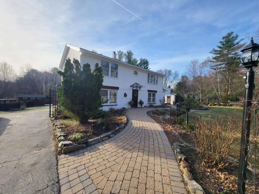 French Country Inspired Two Bed Guest Suite Londonderry Dış mekan fotoğraf